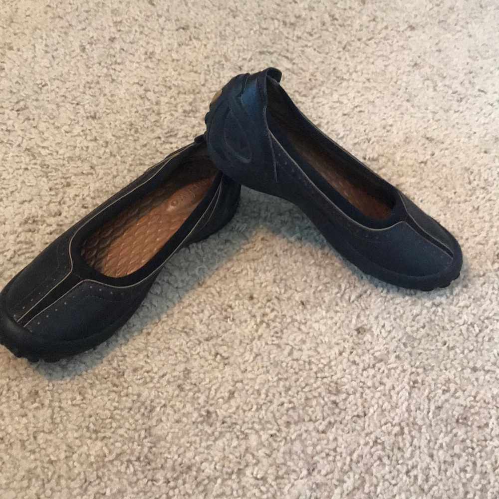 Privo black leather flat